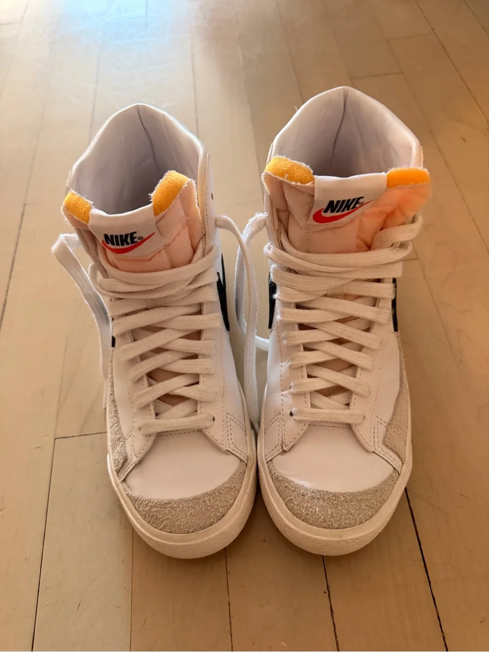 Nike Kids 7.5 White Blazer High Top Sneakers